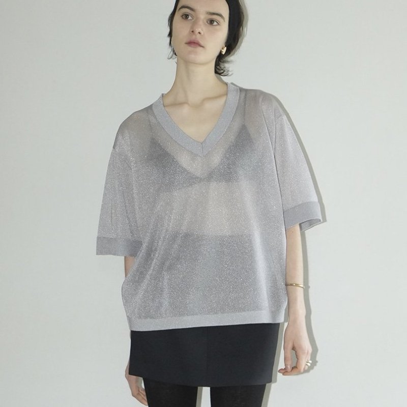 <img class='new_mark_img1' src='https://img.shop-pro.jp/img/new/icons50.gif' style='border:none;display:inline;margin:0px;padding:0px;width:auto;' />[CLANE]  SHEER V NECK KNIT TOPS(GRAY)