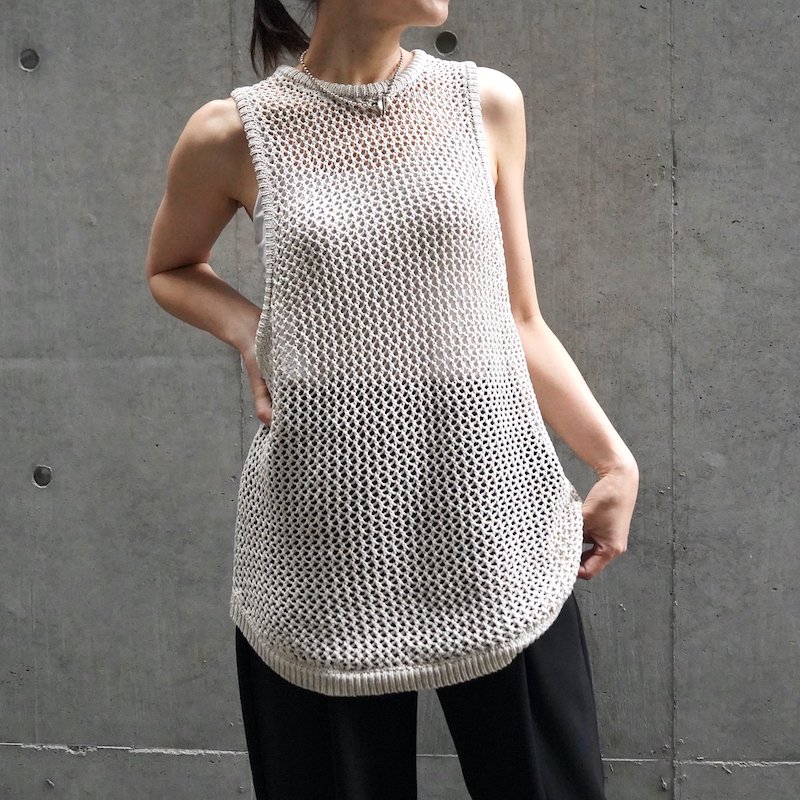 <img class='new_mark_img1' src='https://img.shop-pro.jp/img/new/icons31.gif' style='border:none;display:inline;margin:0px;padding:0px;width:auto;' /> [CLANE]  ROUND MESH KNIT TOPS(IVORY)