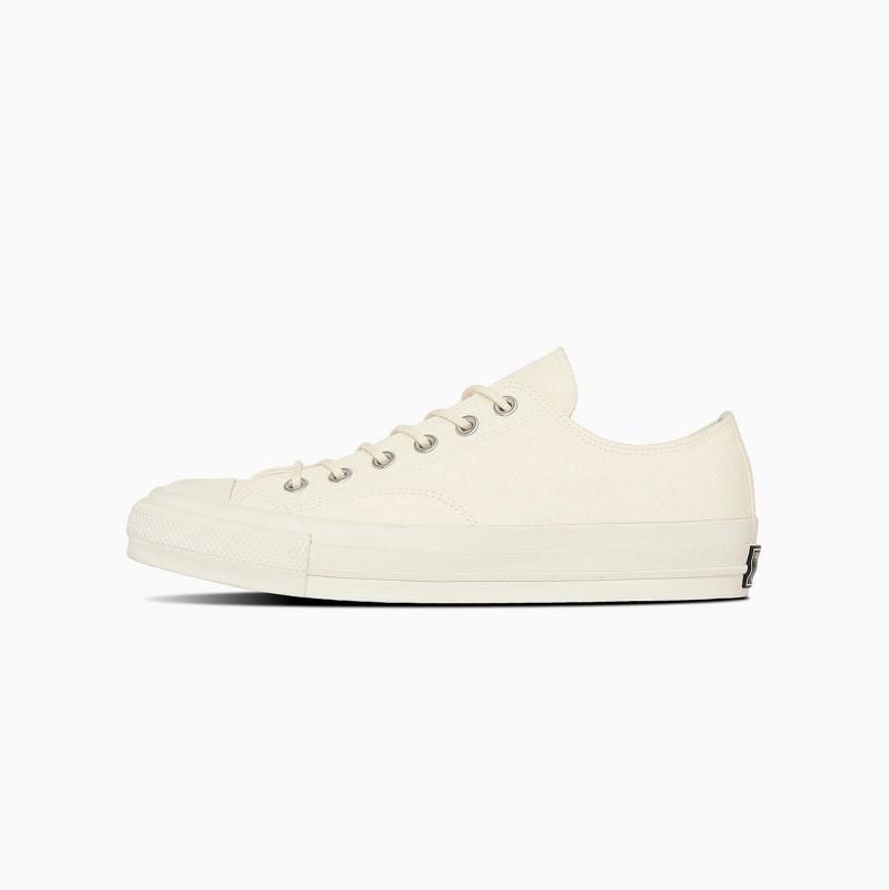 <img class='new_mark_img1' src='https://img.shop-pro.jp/img/new/icons8.gif' style='border:none;display:inline;margin:0px;padding:0px;width:auto;' />[CONVERSE ADDICT] Сǥ CHUCK TAYLOR CAVAS OX (OFF WHITE)
