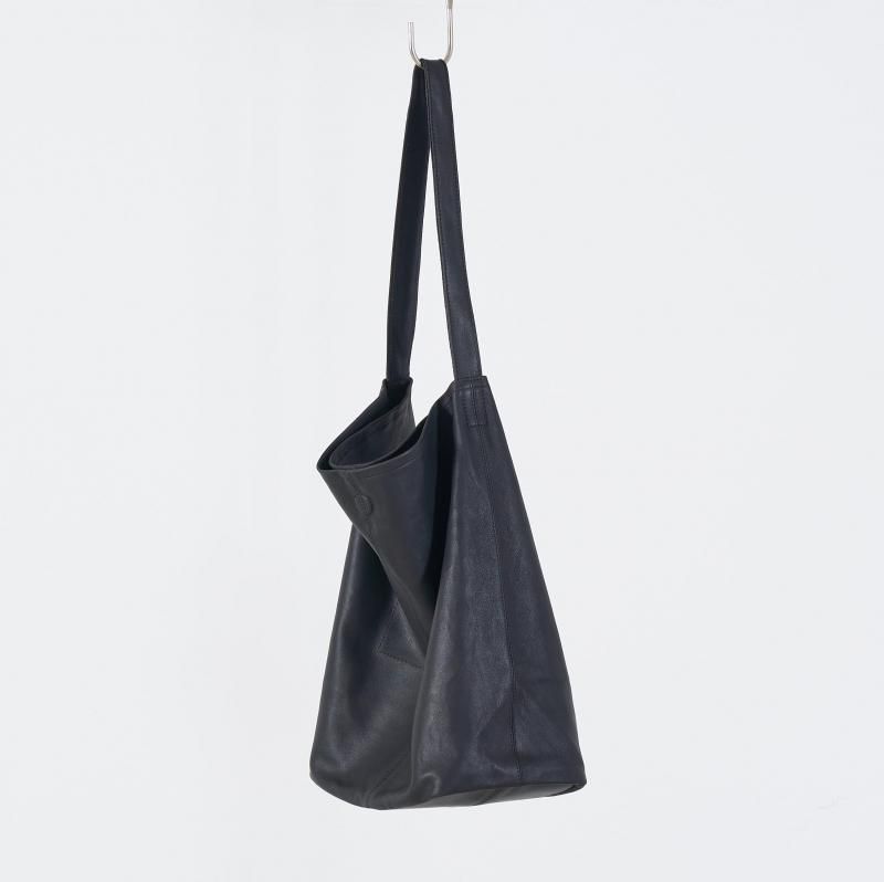 <img class='new_mark_img1' src='https://img.shop-pro.jp/img/new/icons50.gif' style='border:none;display:inline;margin:0px;padding:0px;width:auto;' />[Morphee] ե CYLINDER M sizeBLACK