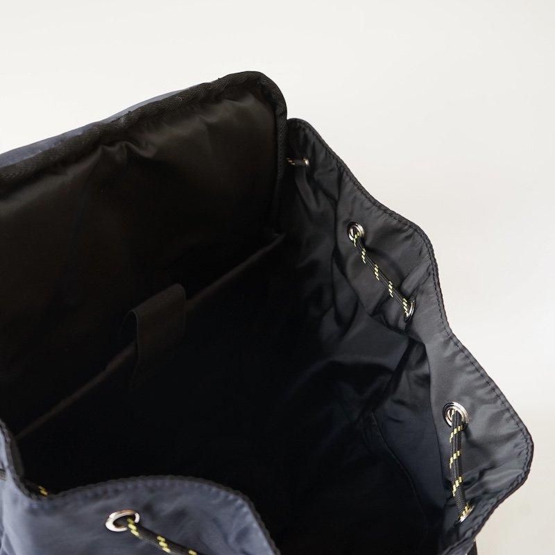 A.P.C.] アーペーセー TREK リュックサック(ダークネイビー