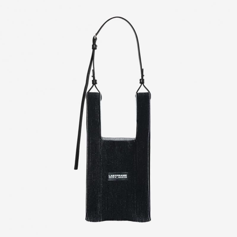 <img class='new_mark_img1' src='https://img.shop-pro.jp/img/new/icons6.gif' style='border:none;display:inline;margin:0px;padding:0px;width:auto;' /> [LASTFRAME] 饹ȥե졼 KYOTO METALLIC MARKET BAG SMALL(BLACKSILVER)