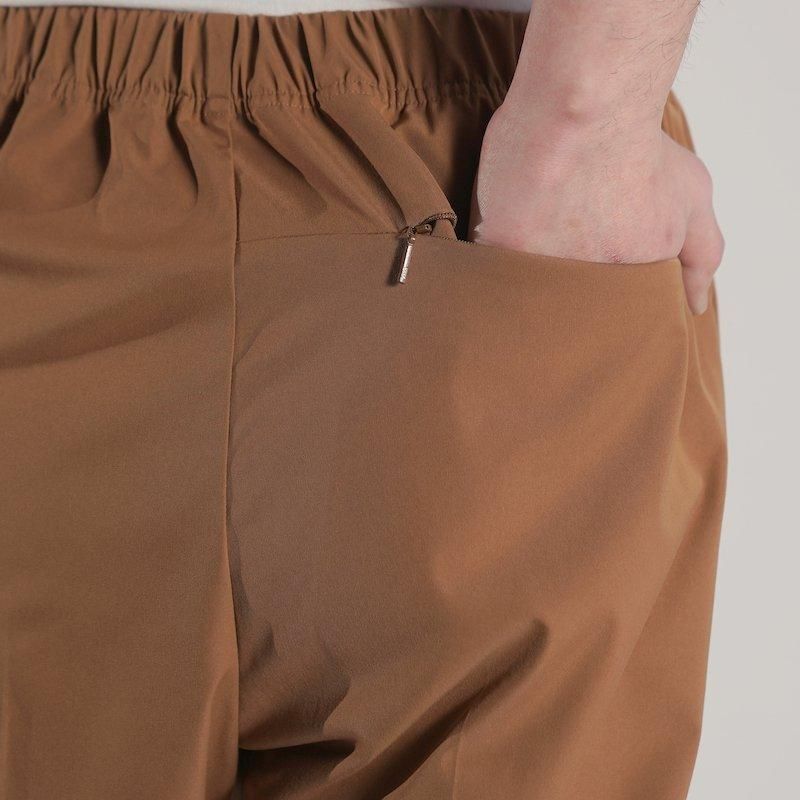 HYKE(ハイク)】 ≪Genderless≫TASLAN TAPERED PANTS｜PARIGOT