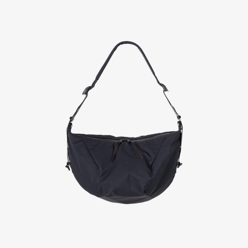 <img class='new_mark_img1' src='https://img.shop-pro.jp/img/new/icons50.gif' style='border:none;display:inline;margin:0px;padding:0px;width:auto;' />[Graphpaper] եڡѡBlankof for Graphpaper / Small Crescent Bag
