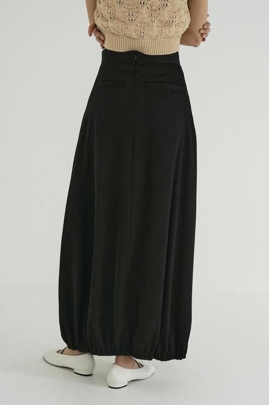 CLANE SATIN BALLOON SKIRT ブラック クラネ CLANE SATIN BALLOON SKIRT （BLACK） - ファッション