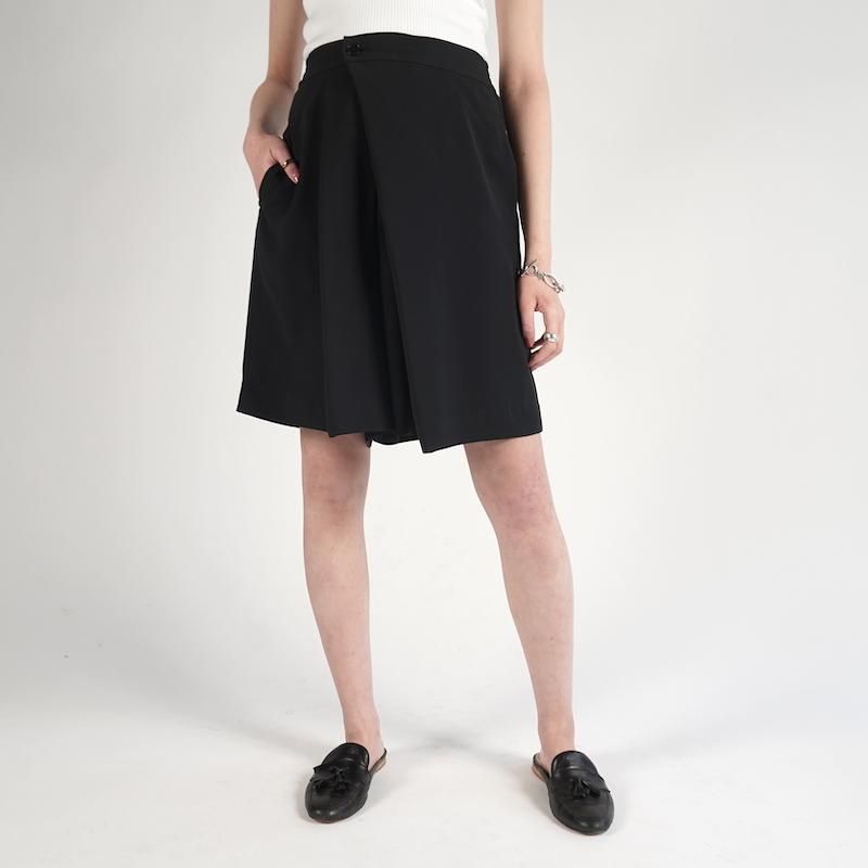 <img class='new_mark_img1' src='https://img.shop-pro.jp/img/new/icons6.gif' style='border:none;display:inline;margin:0px;padding:0px;width:auto;' /> [HYKE] ϥ TA/P SHORTS(BLACK)