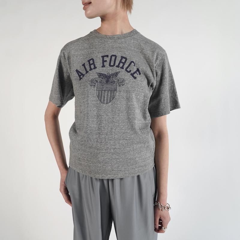 <img class='new_mark_img1' src='https://img.shop-pro.jp/img/new/icons6.gif' style='border:none;display:inline;margin:0px;padding:0px;width:auto;' />[INSCRIRE] 󥹥ꥢ Back Circle Tee(GRAY)