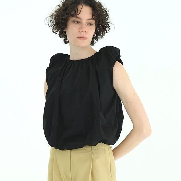 <img class='new_mark_img1' src='https://img.shop-pro.jp/img/new/icons6.gif' style='border:none;display:inline;margin:0px;padding:0px;width:auto;' /> [CLANE]  W FACE SLEEVELESS RIBBON TOPS(BLACK)