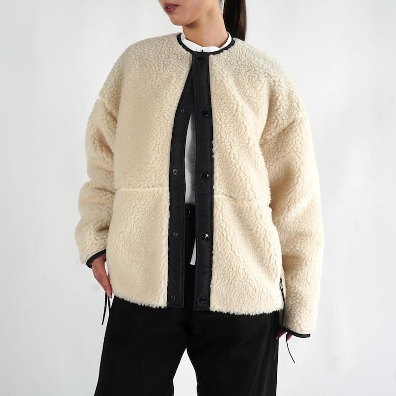 <img class='new_mark_img1' src='https://img.shop-pro.jp/img/new/icons6.gif' style='border:none;display:inline;margin:0px;padding:0px;width:auto;' /> [HYKE] ϥ FAUX SHEARLING JACKET(WHITE)