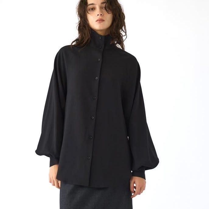 <img class='new_mark_img1' src='https://img.shop-pro.jp/img/new/icons6.gif' style='border:none;display:inline;margin:0px;padding:0px;width:auto;' />[RIM.ARK] ॢ Super volume sleeve SH(BLACK) 