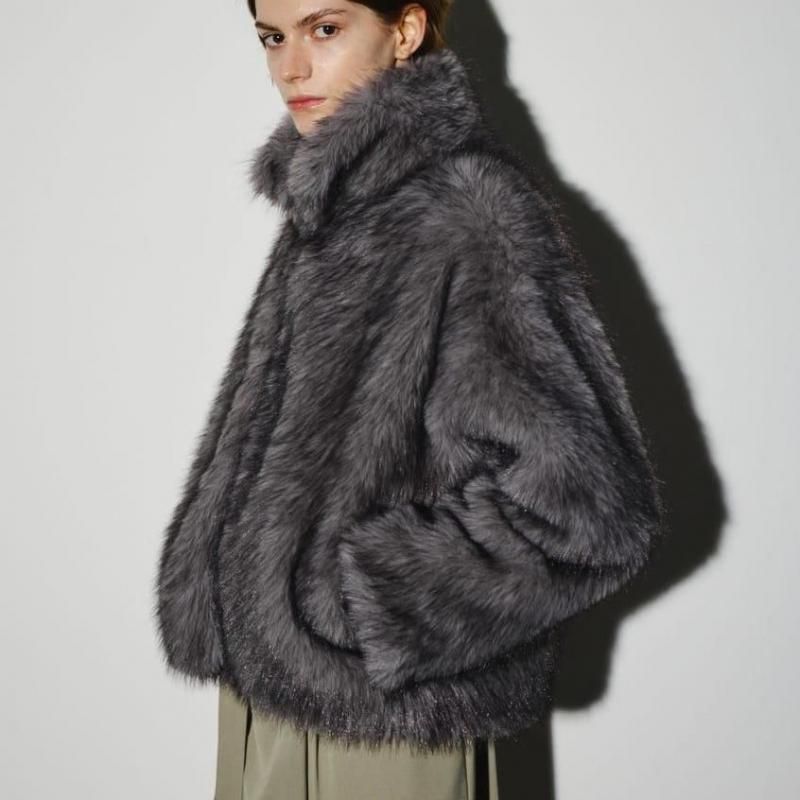 <img class='new_mark_img1' src='https://img.shop-pro.jp/img/new/icons6.gif' style='border:none;display:inline;margin:0px;padding:0px;width:auto;' />[RIM.ARK] ॢ High collar faux fur jacket(GRAY) 