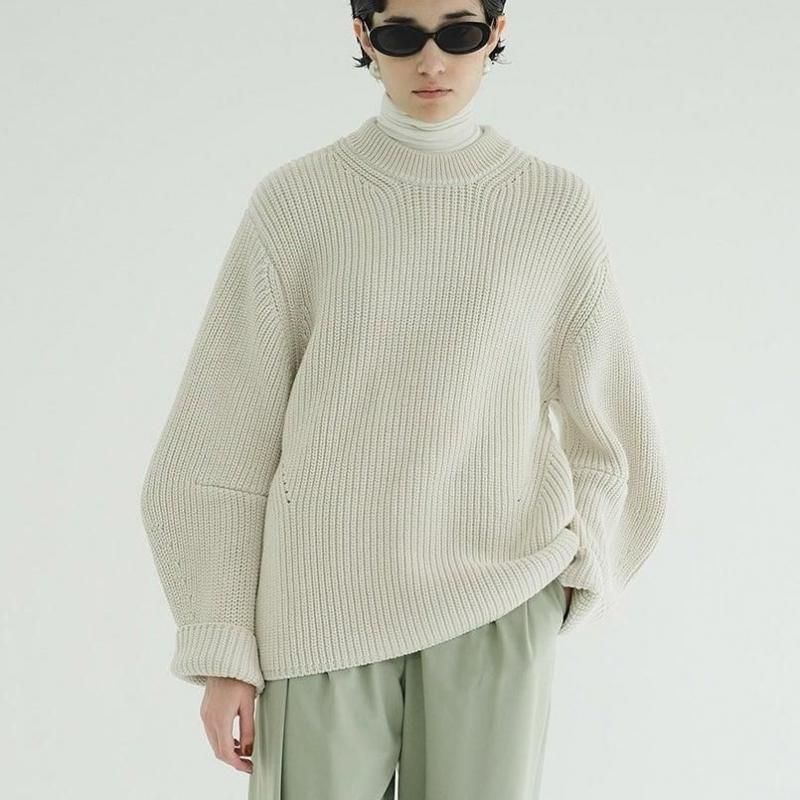 <img class='new_mark_img1' src='https://img.shop-pro.jp/img/new/icons31.gif' style='border:none;display:inline;margin:0px;padding:0px;width:auto;' /> [CLANE]  OVER FORM SLEEVE KNIT TOPS(IVORY)