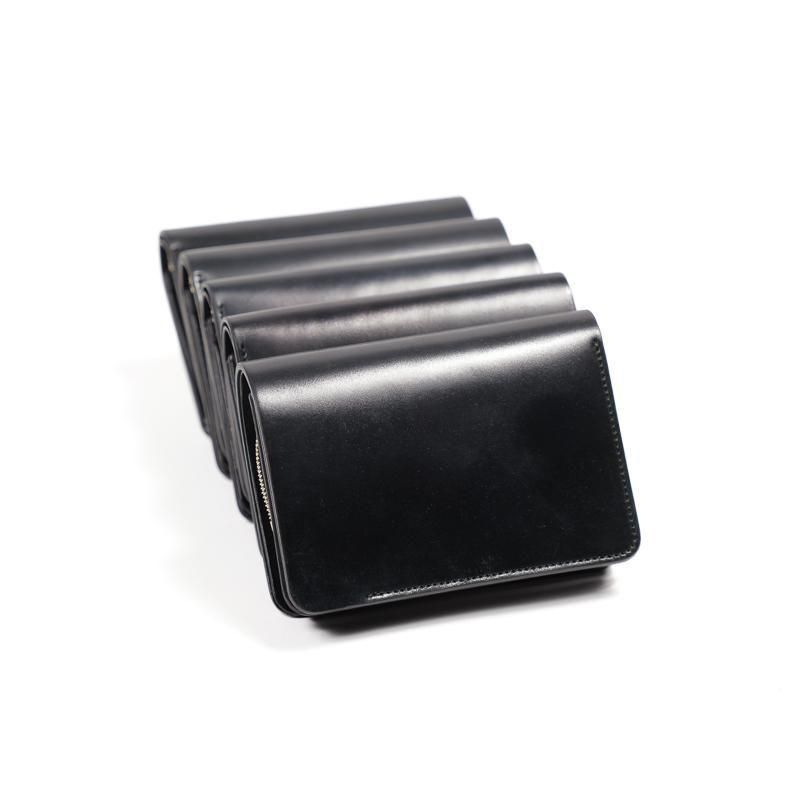 新品未使用✨forme フォルメ　short wallet flip-26 黒 美品 forme フォルメ ミニ財布 flp-26 バッファローカーフ Buffalo