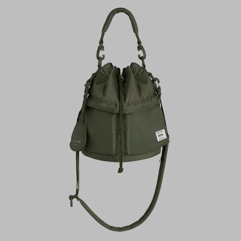 <img class='new_mark_img1' src='https://img.shop-pro.jp/img/new/icons50.gif' style='border:none;display:inline;margin:0px;padding:0px;width:auto;' /> [PORTER �� HYKE] �ݡ������ߥϥ��� TOOL BAG(OLIVE DRAB)