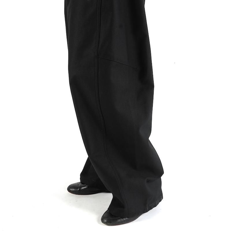 HYKE] ハイク BACK SATIN BARREL-LEG PANTS(BLACK)