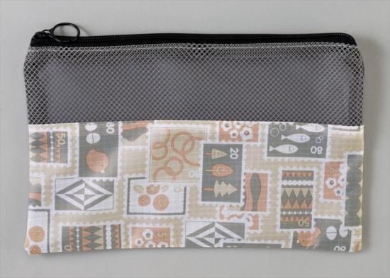 キットトラベルポーチ3点セット - 人気のオリジナルノベルティグッズの