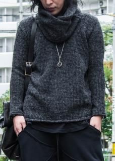 Snood Sliver Pullover Knit - Black