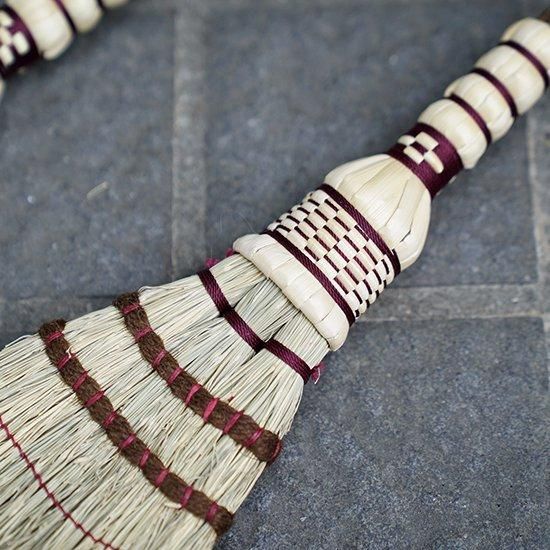 鹿沼小箒 | 鈴型柄付き - 十二ヵ月 Online shop