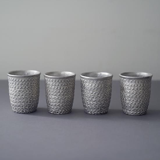 未使用　銀彩変色あり　作家　器セット　皿　マグカップ m.m.d. マグカップ 2個セット 瀬戸焼 ギフトボックス 伝統工芸品