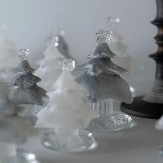 2025 ʴΥĥ꡼ / 졼L