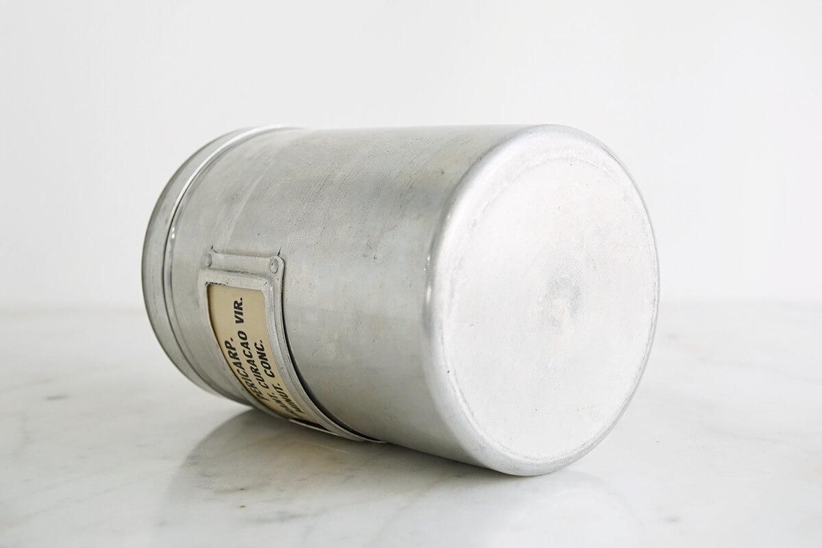 ビンテージのアルミキャニスター。-アトリエ27