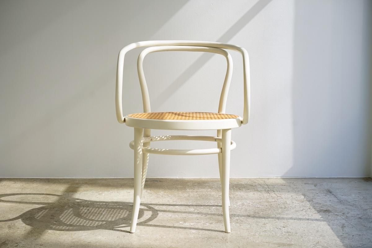 TON 209 アームチェア THONET コルビジェ トーネット No.209 アームチェア ｜ D+E MARKET Online