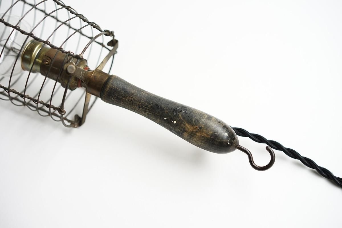 1900年代初頭 フランス アンティーク 金箔で絵付けされた美しいアトリエランプ 1900年代初頭 フランス アンティーク 金箔で絵付けされた美しい