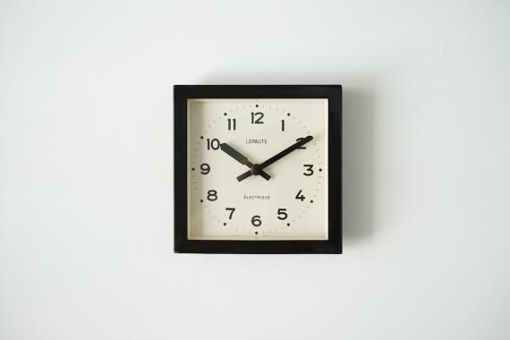 LEPAUTE CLOCK