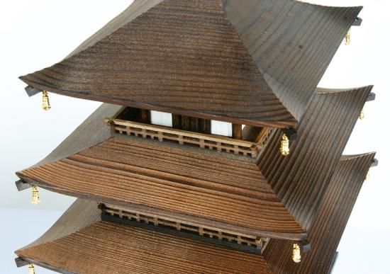 うずくり三重塔(完成品) - 小林工芸