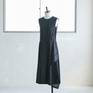  / Žsleeveless dress