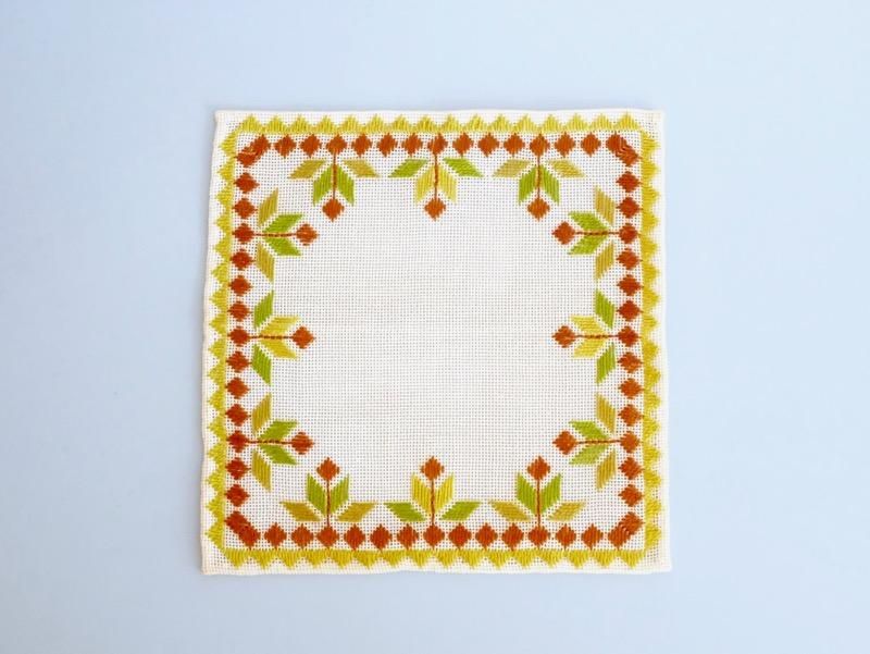 スウェーデン ヴィンテージ 刺繍クロス チューリップ グリーン