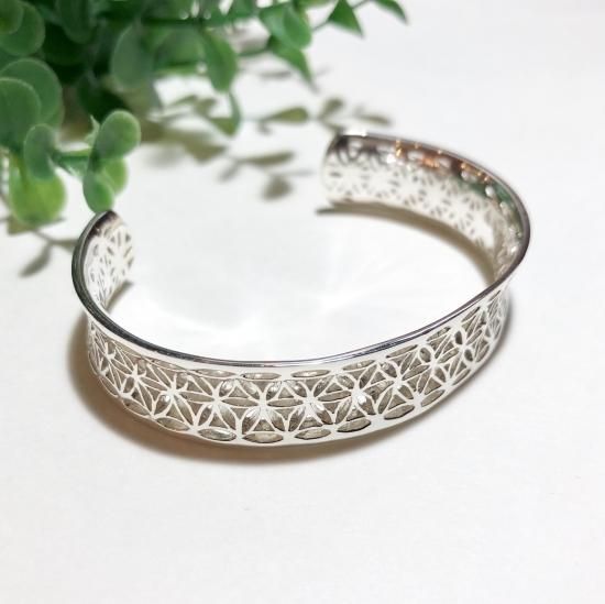 紫の砂利入りレジンバングル 紫の砂利入りレジンバングル H246fe0b42db544ce9fa78c0fe8808