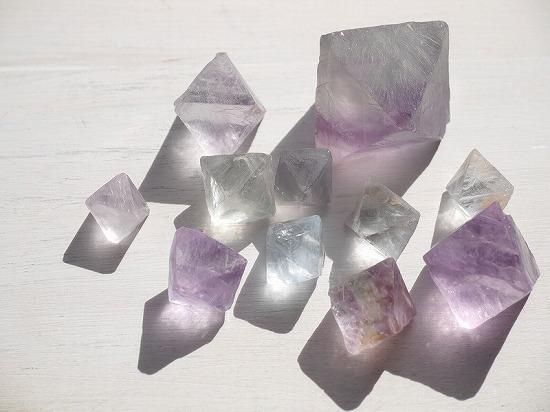 70☆数量限定☆希少♢天才の石【フローライト八面体結晶♢70g