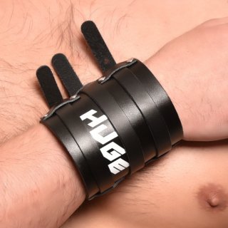 huge FAKE LEATHER TRIPLE BELT LOGO BANGLE ʥե쥶ȥץ롡٥ȡХ󥰥˥֥å