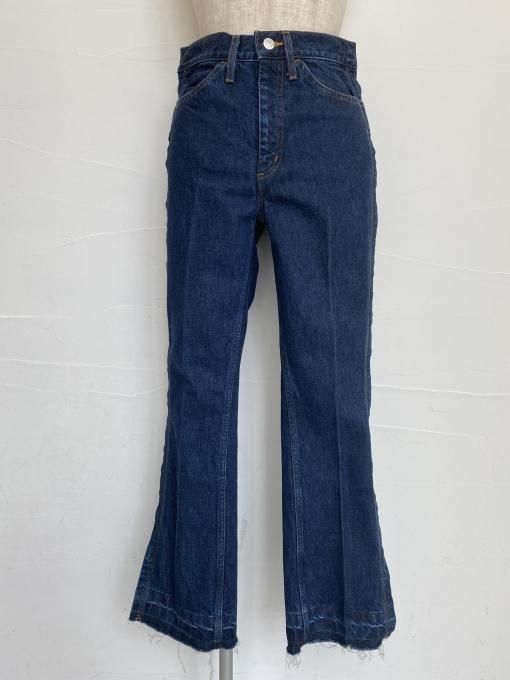 〈TOGA PULLA〉DENIM PANTS - trip online store