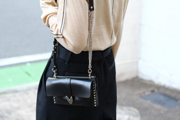 〈TOGA ARCHIVES〉Leather Chain Bag