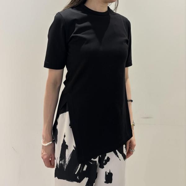 UjohRight slit half sleeve T
