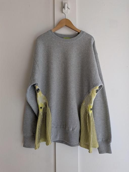 ODAKHAMARIGOLD Sweatshirt
