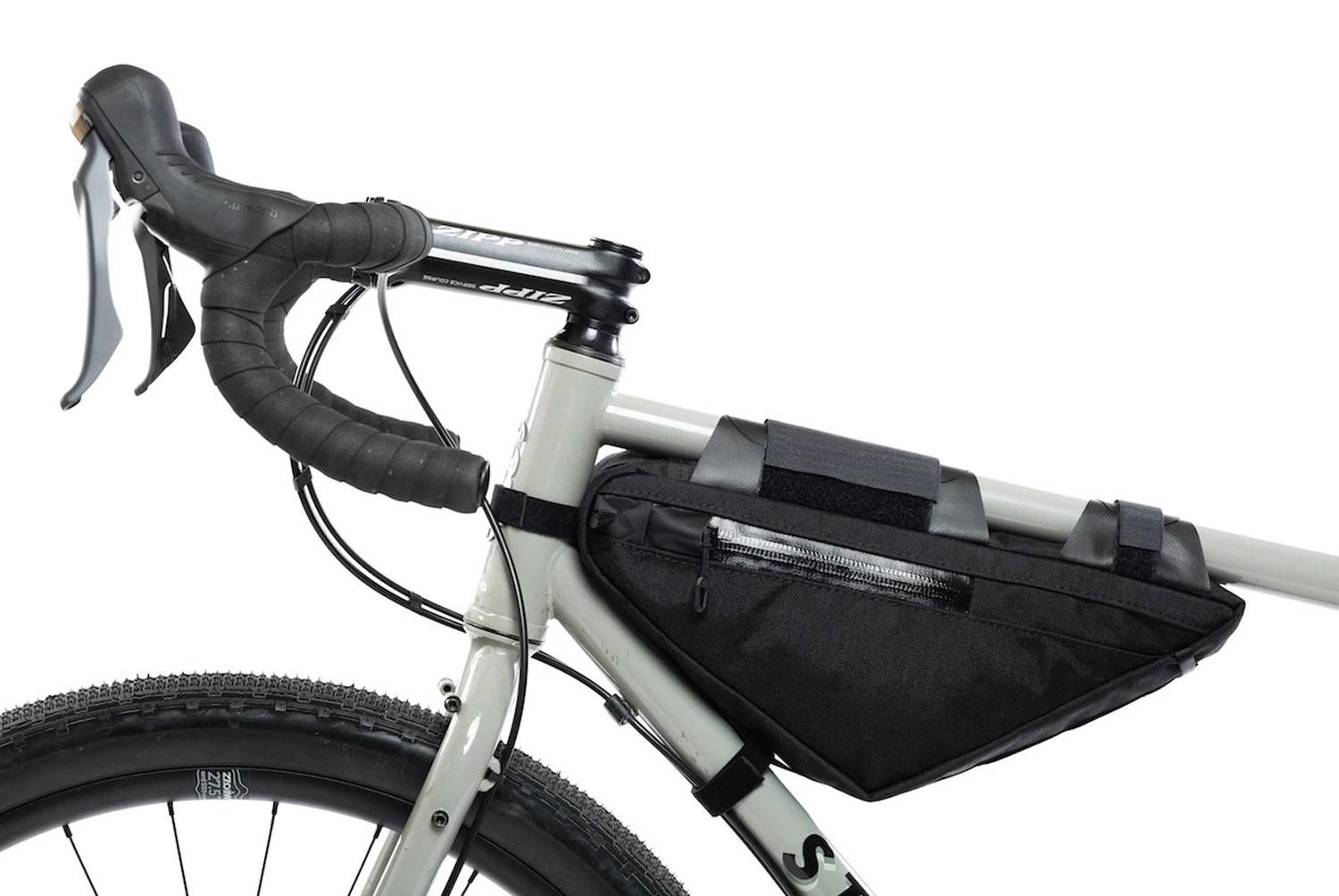 The Wedge Half Frame Bag (ウェッジハーフフレームバッグ The Wedge Half Frame Bag (ウェッジハーフフレームバッグ