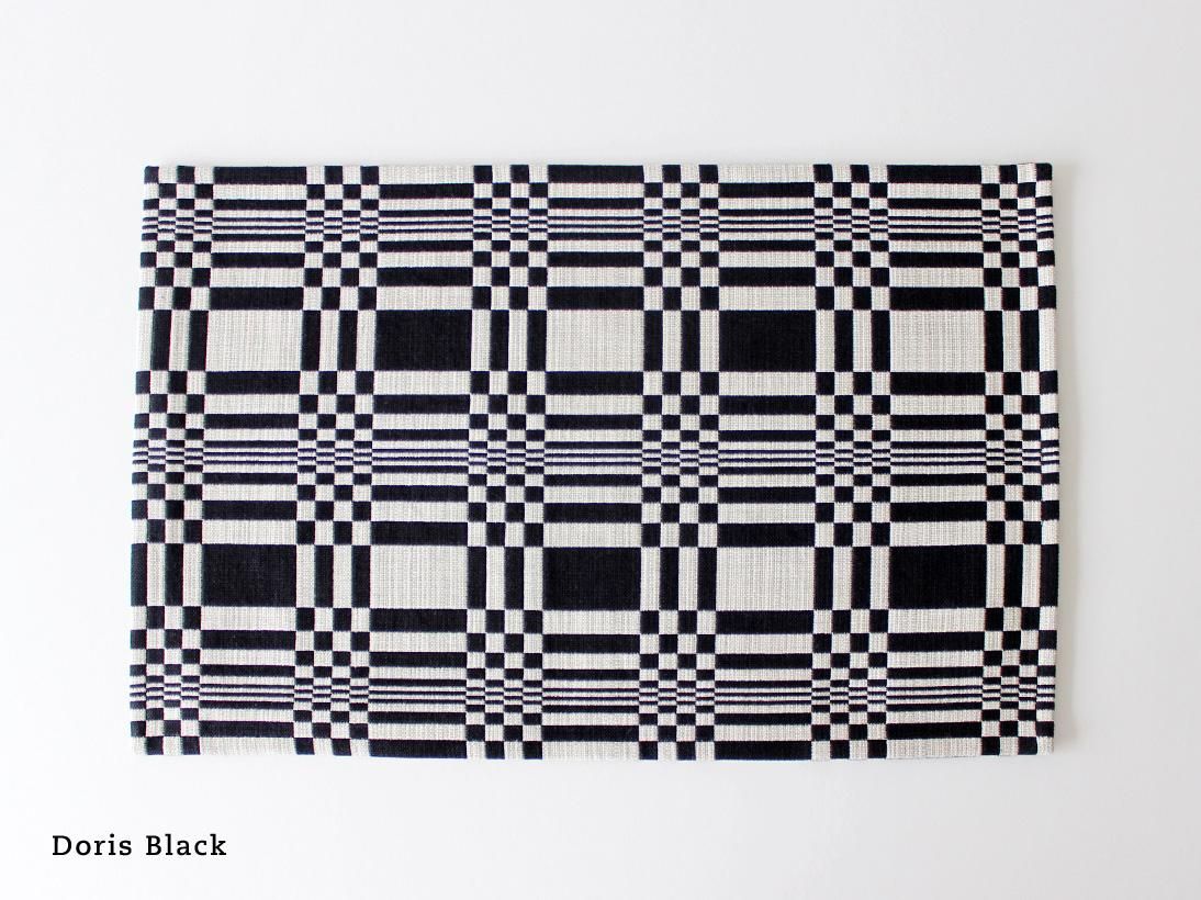 ヨハンナグリクセン Helios テーブルセンター マット 123×44cm ヨハンナグリクセン Helios テーブルセンター マット 123×44cm