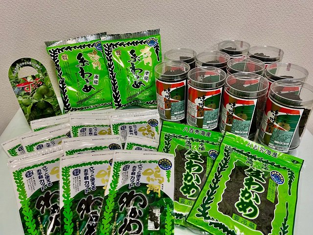 八百秀 海産 ー鳴門糸わかめ袋入り 42ｇ 国産 乾燥わかめ　