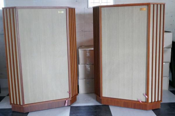 Western Labo(TANNOY) AUTOGRAPH キャビネット 2台 未使用品 Western Labo(TANNOY) AUTOGRAPH キャビネット 2台 未使用品