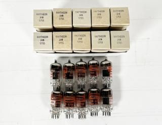 RAYTHEON 5755/420A 10 [33822]