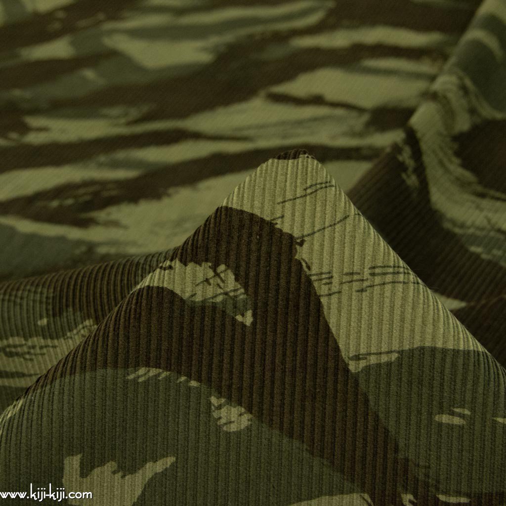 【sale】 Camouflage Pattern Corduroy｜カモフラ中太コーデュロイ｜コール天｜オリーブ｜<img class='new_mark_img2' src='https://img.shop-pro.jp/img/new/icons20.gif' style='border:none;display:inline;margin:0px;padding:0px;width:auto;' />