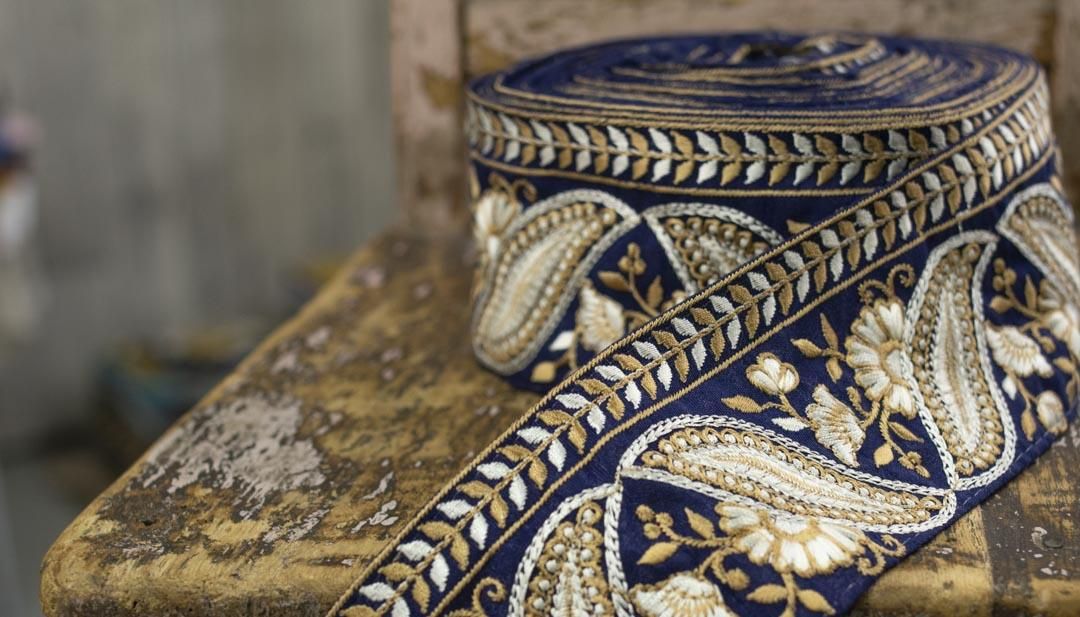 インド製刺繍レース ] クラシックエスニックモチーフ｜Indian