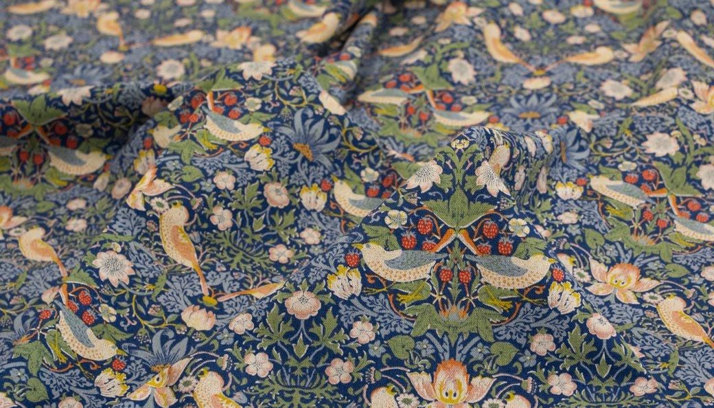 V&A William Morris | いちご泥棒 - 【キジキジ】布・生地の通販