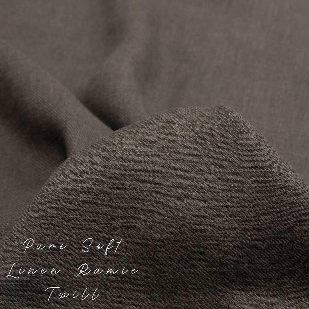 <img class='new_mark_img1' src='https://img.shop-pro.jp/img/new/icons20.gif' style='border:none;display:inline;margin:0px;padding:0px;width:auto;' />Pure Soft Linen Twill|ピュアソフトリネンツイル|130cm巾|25221-10 グレーーバイオ加工