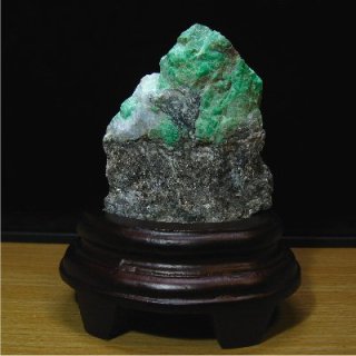 エメラルド母岩付き原石（専用台座付）A 【約176g】 《不老・長寿・幸福をもたらす石》