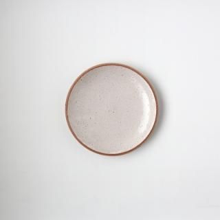 ONE KILN CERAMICS_CULTIVATE PLATESOF_White