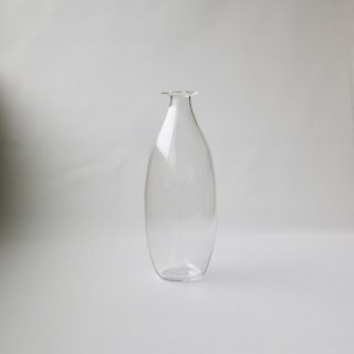 qualia-glass works_vase curved